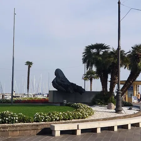 La Gardenia Desenzano-by Goccia Di Lago דירה דסנזאנו דל גארדה
